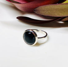 Load image into Gallery viewer, Onyx and Sterling Silver Ring
